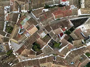 Rooftops: Streets and rooftops in the White Village of Castillo