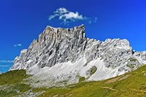 Howse: Summit Three Towers, also Dri T&, x32b6c814;hree