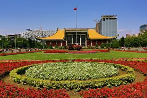 Taipei: The Sun Yat-sen Memorial Hall, Taipei, Taiwan Paul Brow