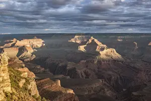 Landmarks: Sunlight and shade in the Grand Canyon