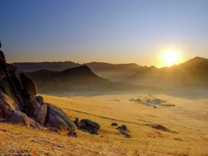 Gorkhi: Sunrise in Gorchi Terelj National Park, Ulan Bator