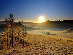Gorkhi: Sunrise in Gorchi Terelj National Park, Ulan Bator
