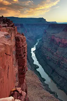 Erode: Sunrise Grand Canyon North Rim, Toroweap Point