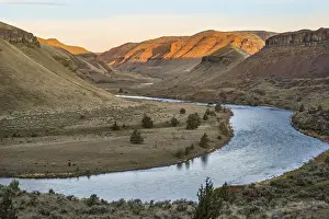 Mile: Sunrise along John Day River (upstream of 30 Mile