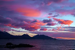 Kaikoura: Sunrise over Seaward Kaikoura Ranges, Kaikoura