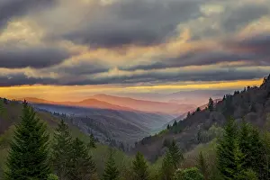 Adam: Sunrise view of Oconaluftee Valley, Great Smoky
