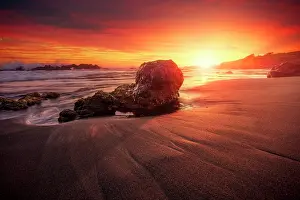 Bois: Sunset on the beach of Bois Blanc between Saint-Leu