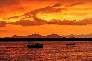 Superagui: sunset on the beach, Superagui National Park, Atlantic