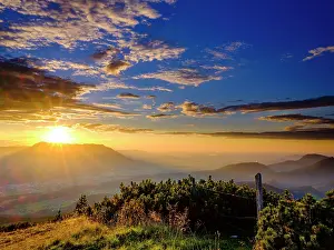 Berchtesgaden: Sunset with cumulus cloud (Cumulus) over the Untersberg