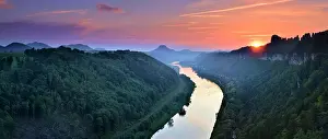Landsc: Sunset in the Elbe Valley, on the right the Schrammsteine
