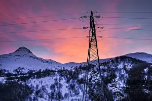 Supply: Sunset, electricity pylon, Vallee des Belleville