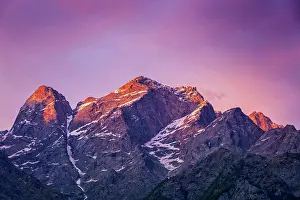 Pradesh: Sunset in Himalayas. Sangla valley, Himachal Pra