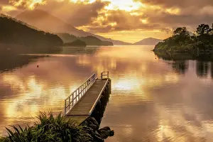 Marlborough: Sunset at a jetty in Elaine Bay, French Pass, Marlborough