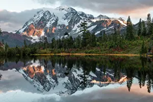 Snoqualmie: Sunset, Mt. Shuksan glacier with snow reflected