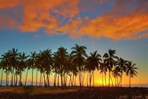 Idaho: Sunset at National Historic Park Pu'uhonua