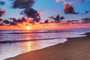 Romantic: Sunset at Playa Matapalo, Puntarenas Province, Costa Rica
