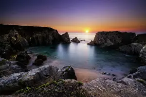Port: Sunset at Port Bara on the Caete Sauvage in Saint
