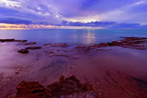 Ragged: Sunset over the Reef - colourful sunset over Ningaloo