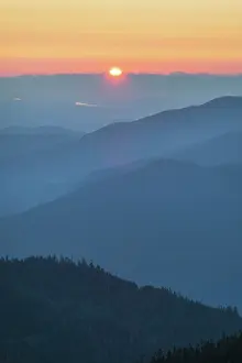Snoqualmie: Sunset from Skyline Divide. Mount Baker Wilderness