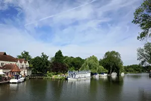 Thames: The Swan Hotel and River Thames
