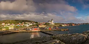 Bohuslan: Sweden, Bohuslan, Tjorn Island, Skarhamn, town skyline