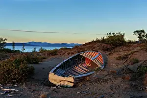 Norrbotten: Sweden, Norrboten. Old wooden boat along
