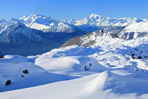 Snowdrift: Swiss Alps, Alphubel, 4206 (m), Dom, 4545 m, Mischabel
