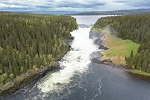 Tourist Attraction: Taennforsen