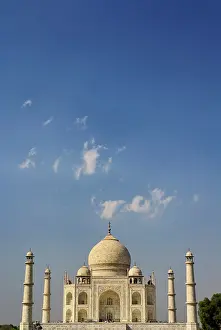 Located: Taj Mahal, a mausoleum located in Agra