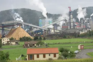 Machinery: Tembec wood pulp processing factory in Saint-Gaudens