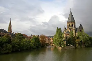 Frazier: The Temple Neuf in Metz, France