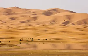 Temporary: Temporary lake and dunes in the high Erg Chebbi sand dunes