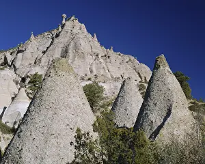 Thin: Tent Rocks, New Mexico