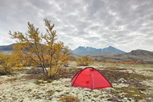 160517: Tent in the valley Doraldalen Rondane National