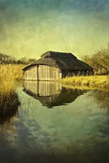 Broads: Thatched Boathouse on Hickling Broad - Textured