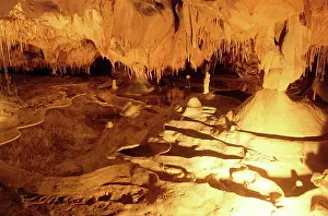 Limestones: Thouzon Cave, France