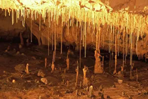 Stalactite: Thouzon Cave, France