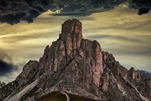 Adige: Thunderstorm in the Dolomites, Giau Pass
