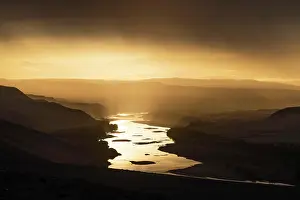 Gloomy: Thunderstorm over the Orange River, also known as