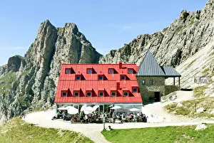 Gastronomy: Tierser-Alpl-H&, x34d2582d;ountain hut below the