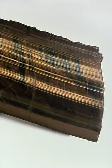 Dioxide: Tiger-eye Quartz