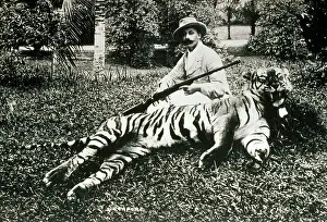 Trophy: Tiger Hunter - Animal exploitation