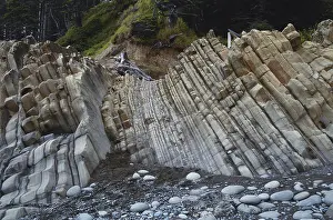 Folded: Tilted Rocks in Washington