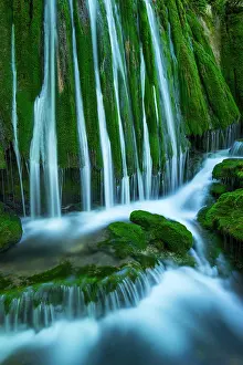 Alava: Toberia falls, Andoin, Sierra Entzia Natural Park