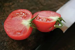 Sufficient: Tomato