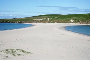 Causeway: Tombolo (a natural sand causeway / sand bar with