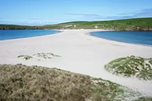 Causeway: Tombolo (a natural sand causeway / sand bar with