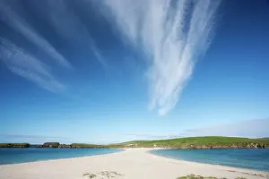 Causeway: Tombolo (a natural sand causeway / sand bar with