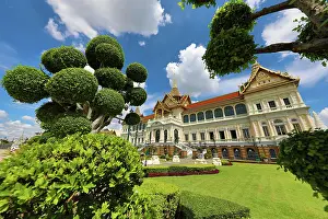 Royal: Topiary at the Grand Palace in the Grand Palace