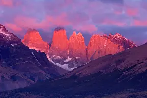 Alpenglow: Torres del Paine - alpenglow on mountain scenery